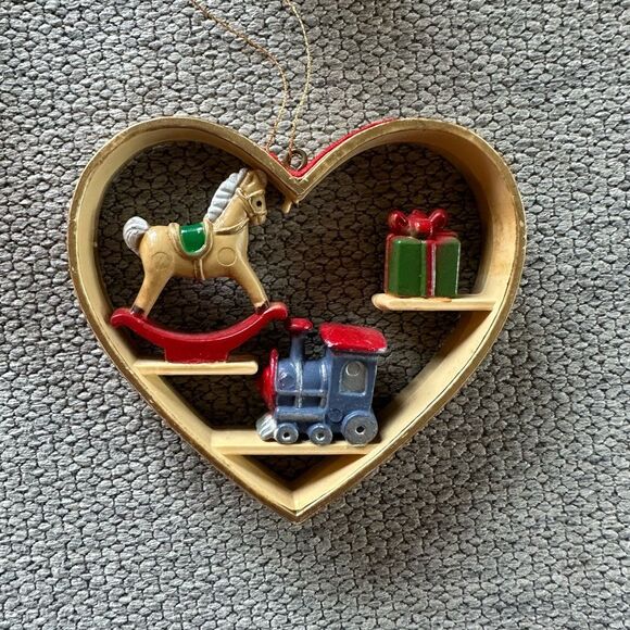 Vintage and Antique Wooden Christmas Tree Holiday Ornaments Decor Bundle of 6 - Picture 8 of 8